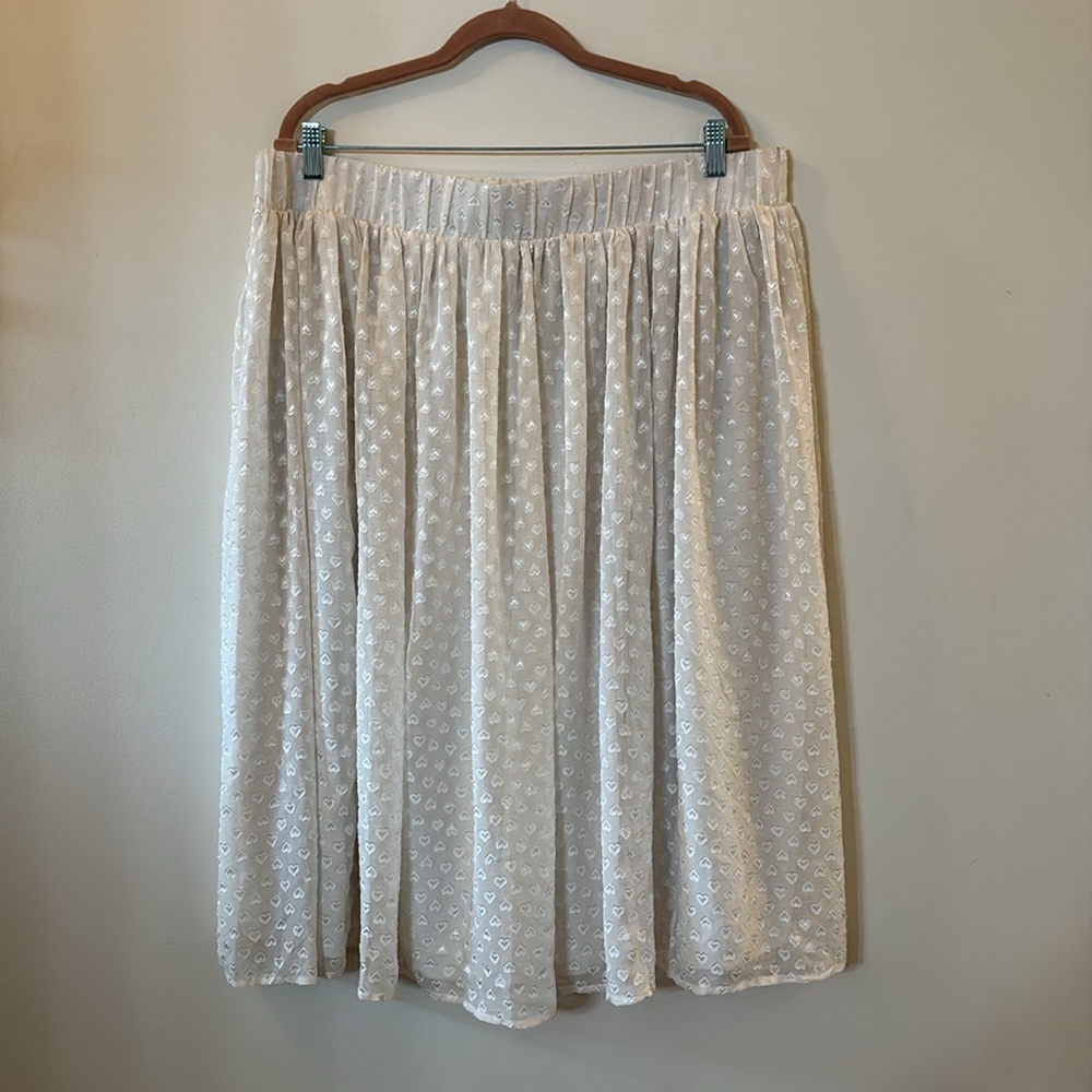 Torrid Heart Pattern Skirt - Picture 2 of 5